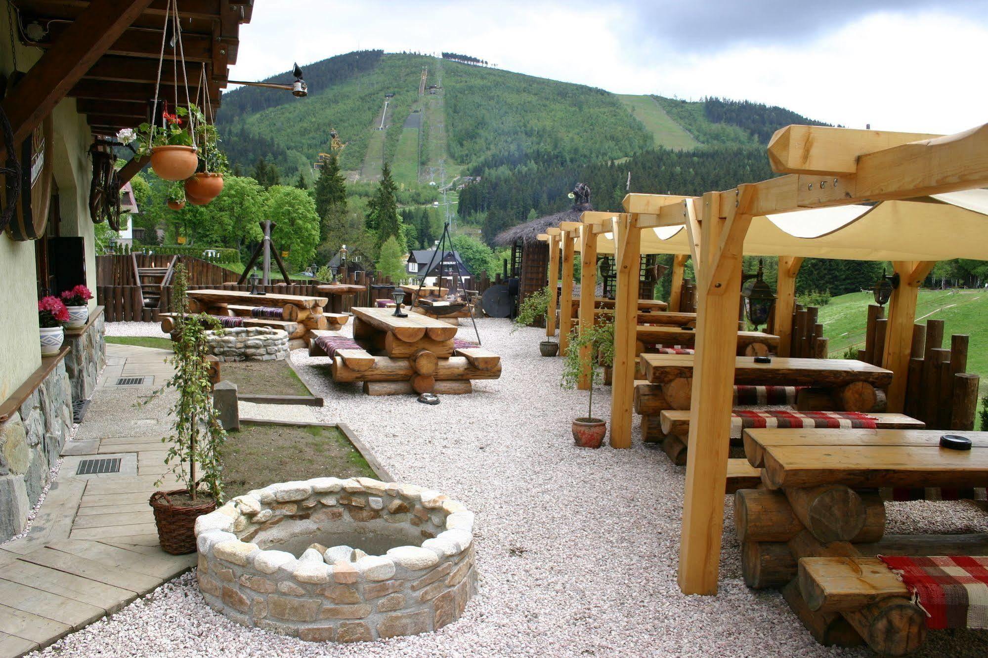 Penzion Rotunda Harrachov Εξωτερικό φωτογραφία